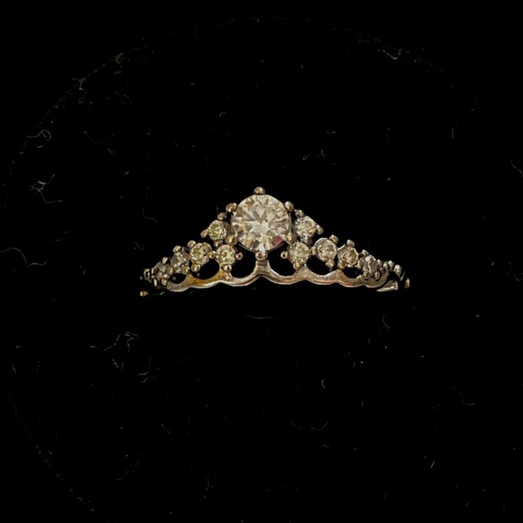 Authentic Pandora fairytale tiara crown ring in sterling silver size 7.5 👑 - Picture 2 of 4